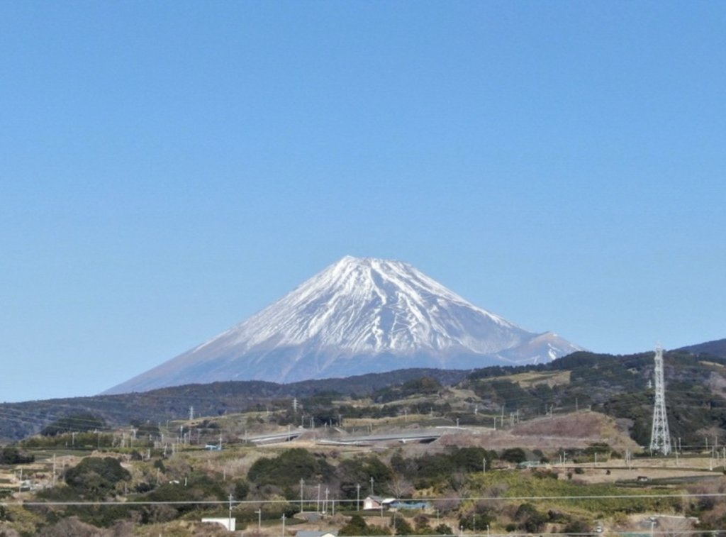 ドローンで撮影した富士山
