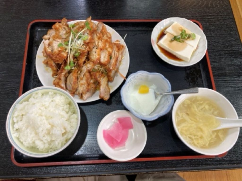 福来居　ランチ　油淋鶏