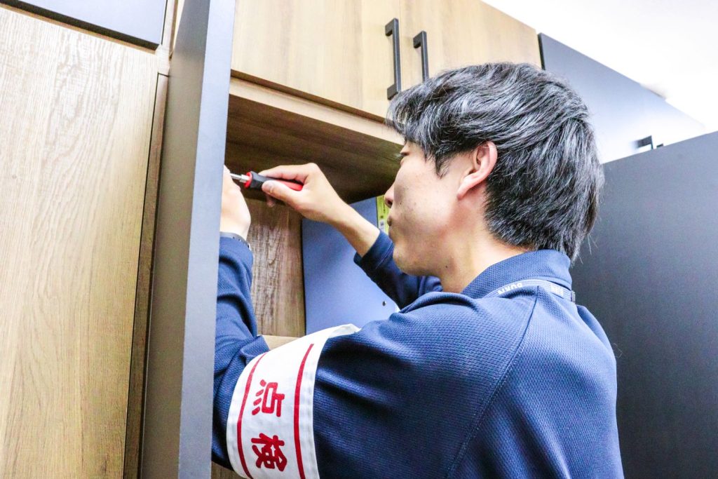バーンリペア　点検　建具の調整