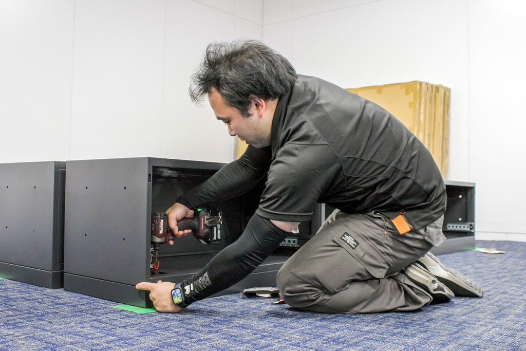 キャンディルテクト　ものづくりが好きな社員による組立