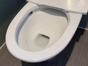 アクアリフレッシュ　トイレの施工事例 ビフォー
