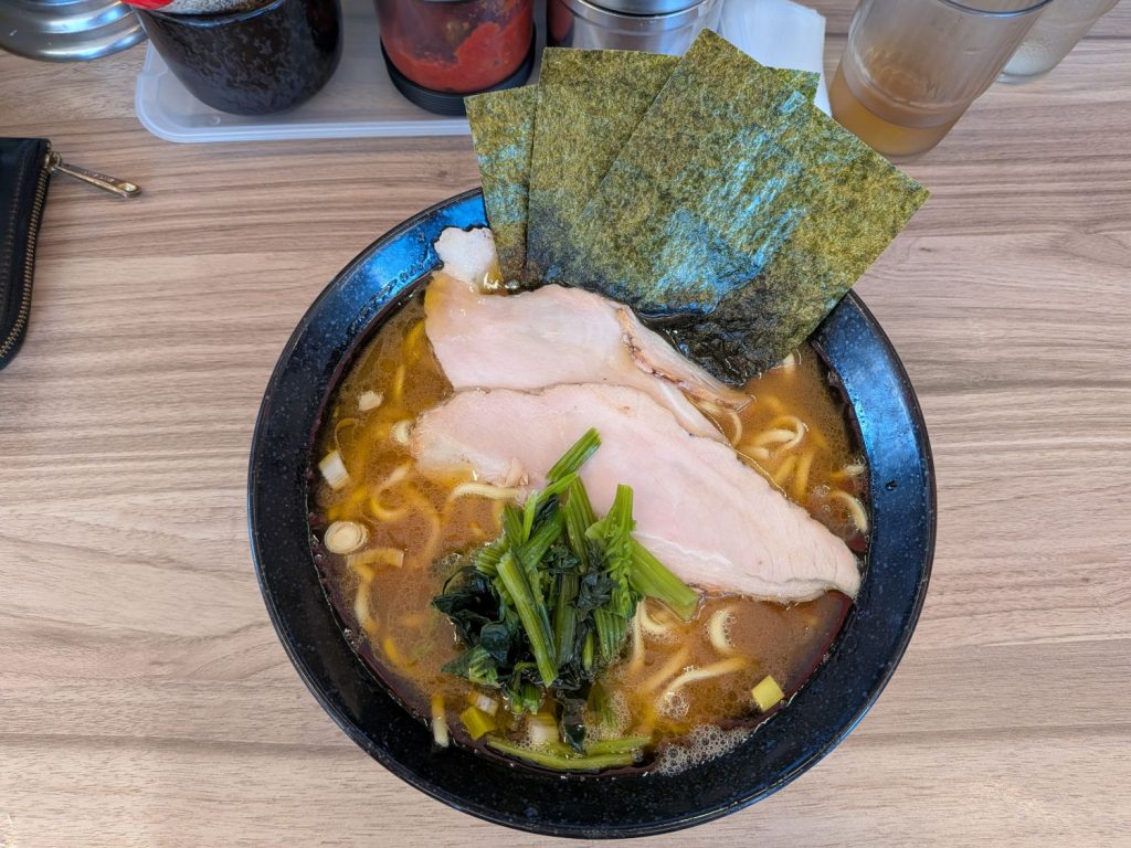 横浜家系らーめん 七代目 武道家 ラーメン