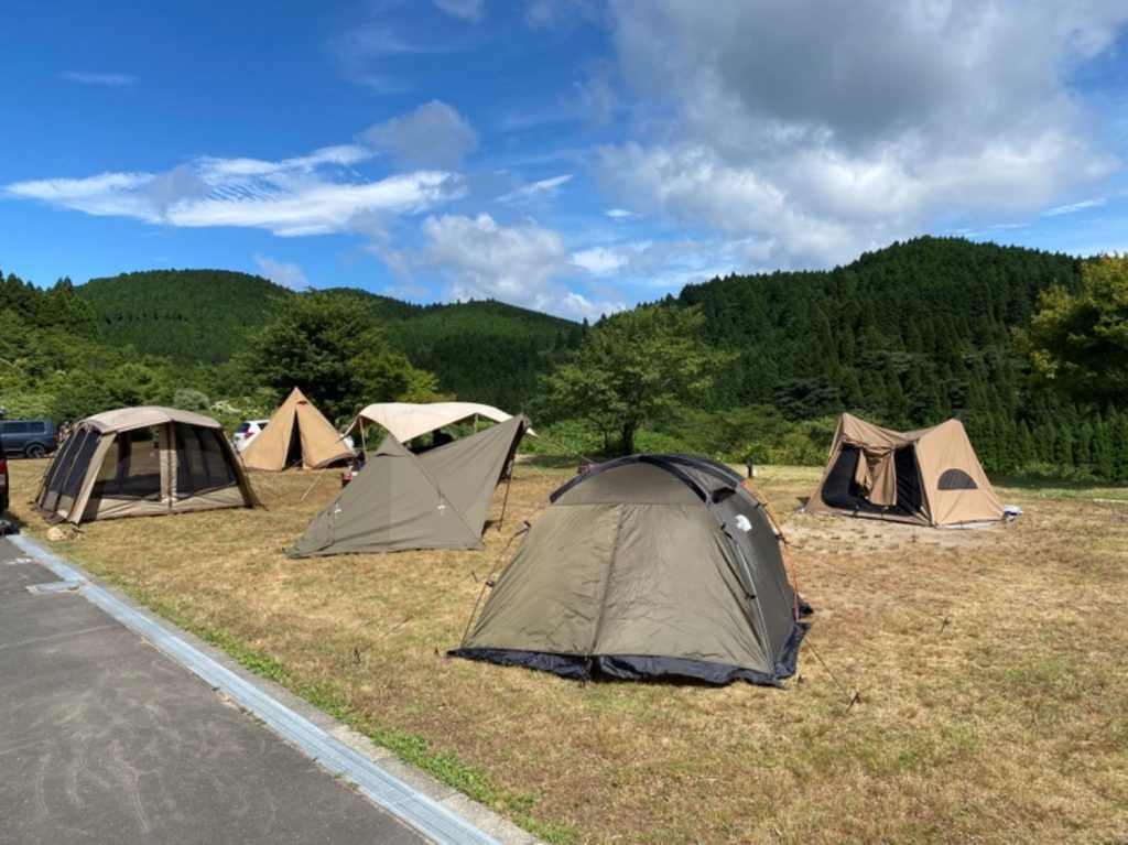 キャンプ